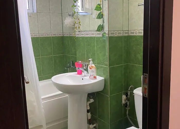 Evay Mamaia Apartamento *