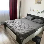 Evay Mamaia * 康斯坦察