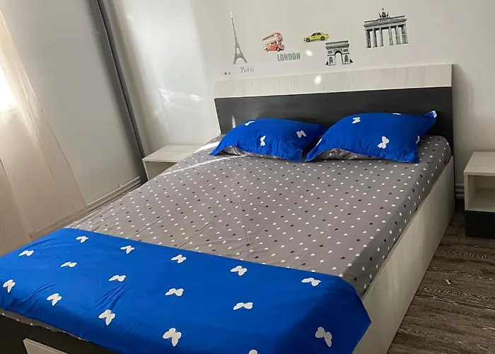 Evay Mamaia Apartman *